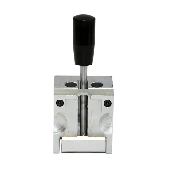 Kazetov&aacute; svorka